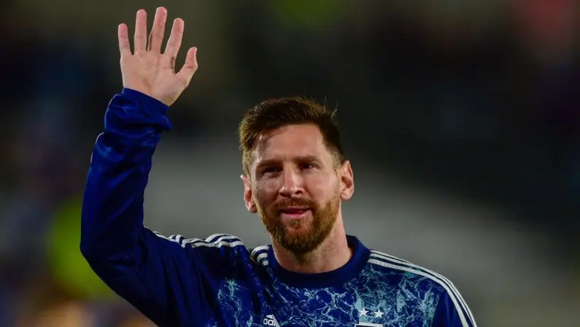 Niño argentino pide disculpas a Messi por llamarse Cristiano
