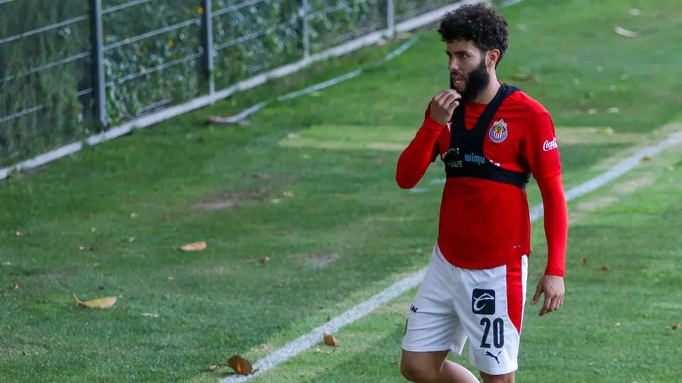 Chivas: César Huerta, candidato a tomar el lugar de JJ Macías en el ataque del Rebaño