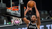 NBA Playoffs: Estrellas de los Nets dieron primera victoria en serie ante Celtics