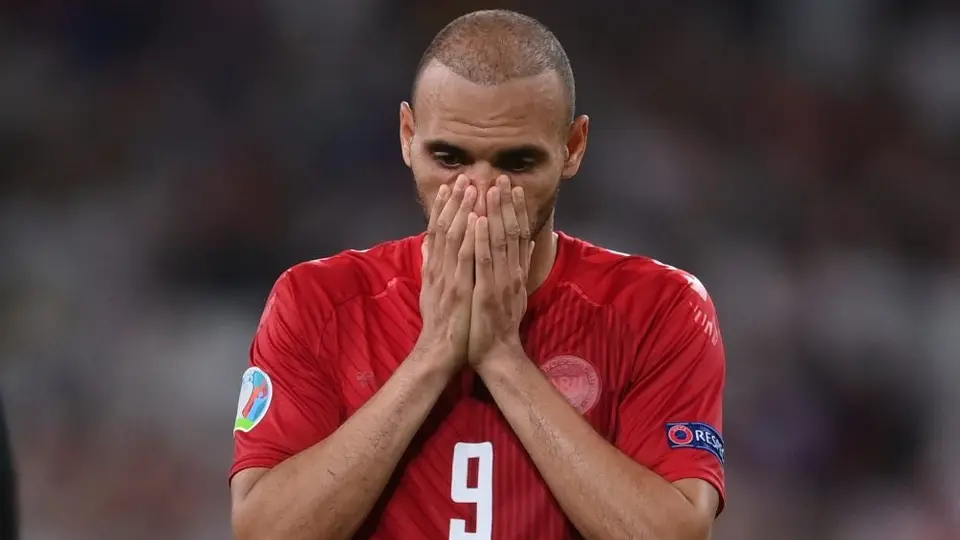 Raúl Jiménez: Martin Braithwaite podría dejar al Barcelona para reforzar al Wolverhampton