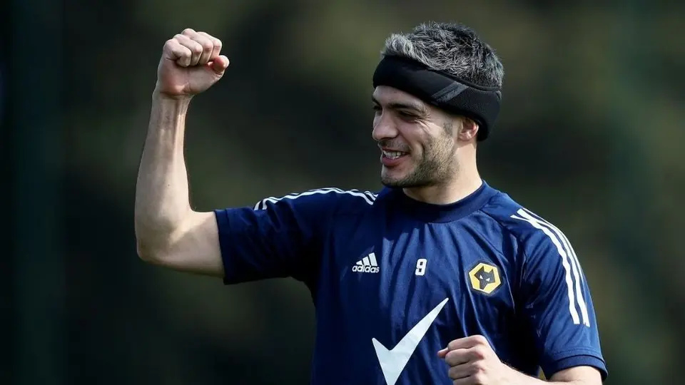 Raúl Jiménez: 18 de mayo, fecha clave para conocer el regreso del delantero a las canchas
