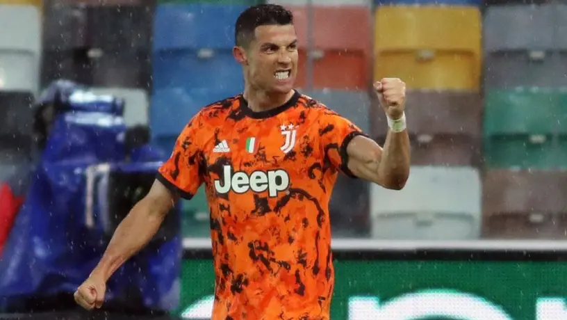 Cristiano Ronaldo adquirió un Ferrari con un valor de 1.6 millones de euros