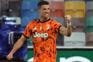 Cristiano Ronaldo adquirió un Ferrari con un valor de 1.6 millones de euros