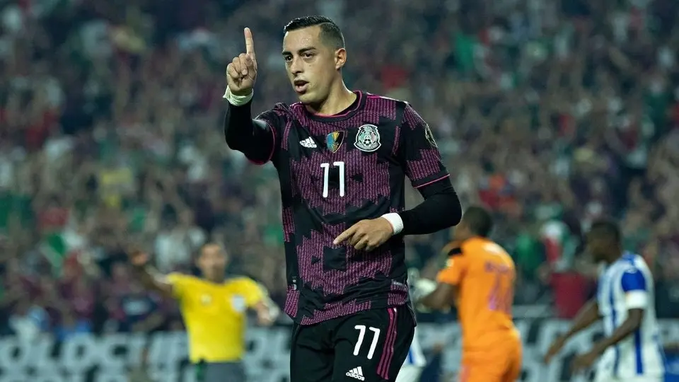 Funes Mori: 'En la Selección Mexicana quieren que pasemos caminando y no es fácil'