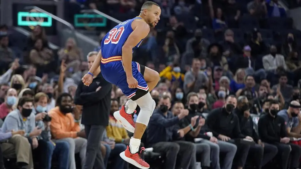 NBA: Stephen Curry comandó paliza de Warriors ante los Bulls