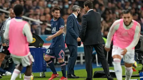 PSG: Messi se enojó al ser reemplazado vs el Lyon y Mauro Icardi dio la victoria al París