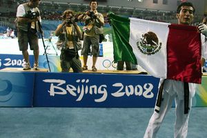 Juegos Olímpicos: El día que Toño Rosique lloró en vivo por la medalla de oro de Memo Pérez
