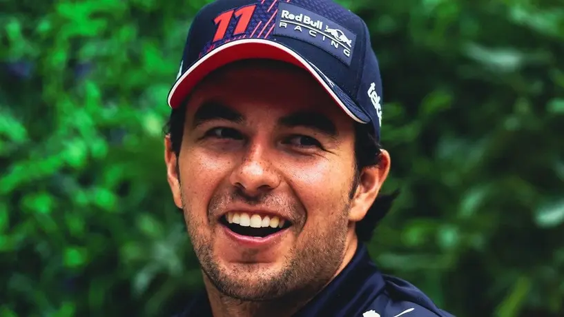 Checo Pérez previo al GP de Arabia Saudita: 'Va ser complicada la clasificación'