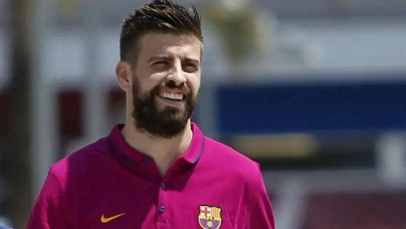 Piqué obsequió playera a Joaquín por su retiro con emotivo mensaje