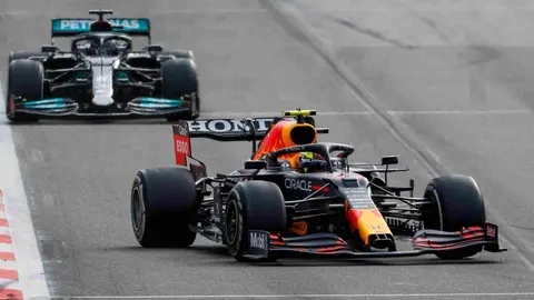 Christian Horner no quiere que se 'finjan faltas' en la F1 como en el futbol