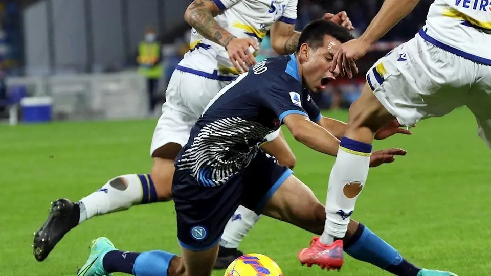Chucky Lozano: Napoli empató con Hellas Verona y pone en riesgo el liderato