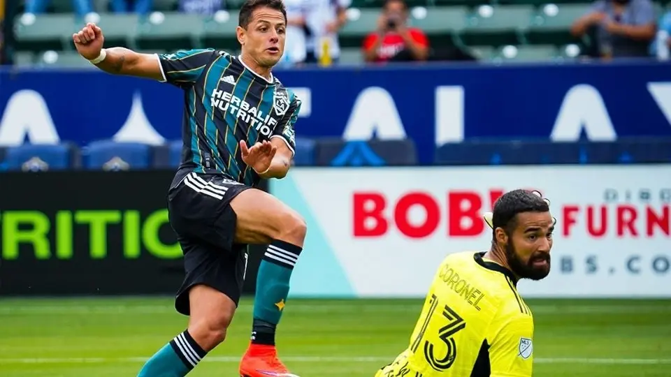 Chepo de la Torre sobre Chicharito Hernández: 'Estando en forma, va a estar en el gol'