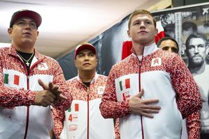 Eddy Reynoso: 'Billy Joe Saunders no es Floyd Mayweather'