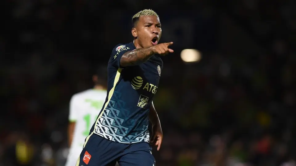 Roger Martínez previo al Clásico: 'Ellos son los que se juegan la Final contra nosotros'