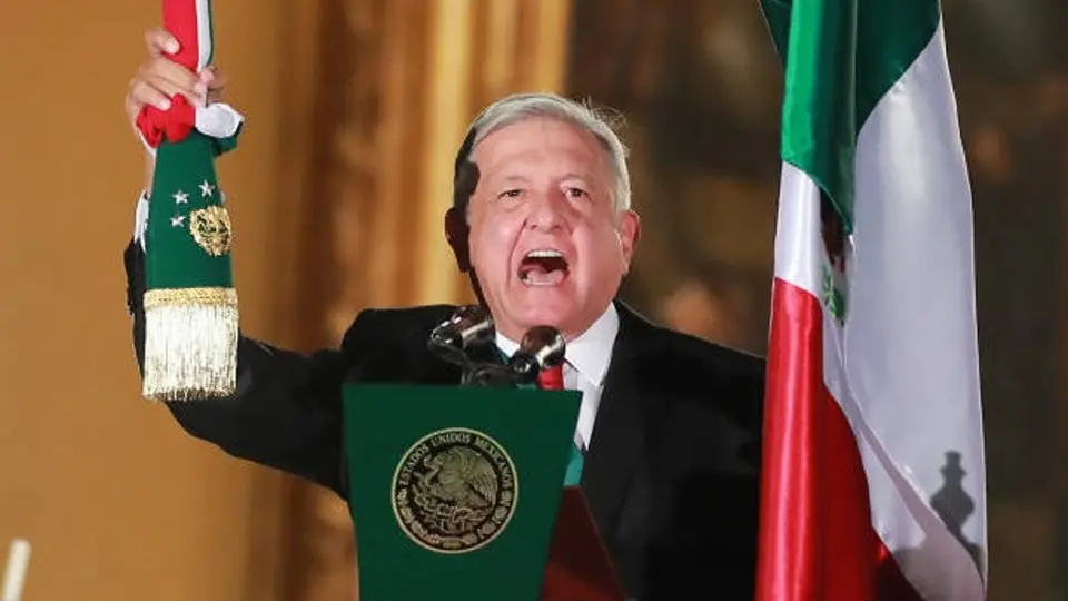 Video: AMLO dio el Grito de Independencia en el Zócalo de la Ciudad de México