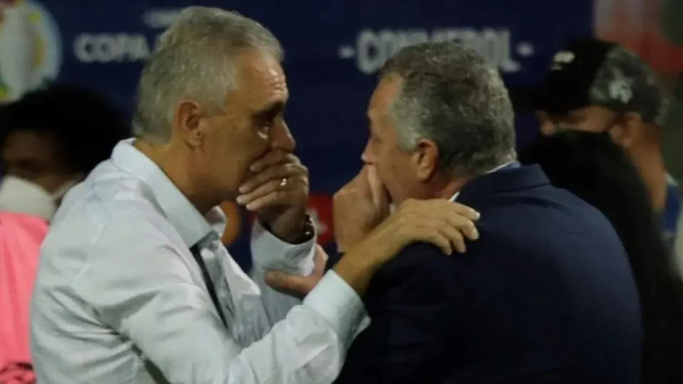 DT de Ecuador a Tite: 'No se vaya, serán campeones del mundo'