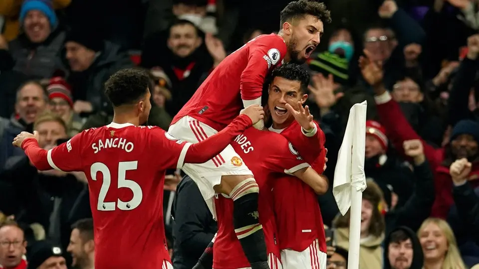 Cristiano Ronaldo: CR7 llegó a 800 goles en su carrera tras triunfo del United ante Arsenal