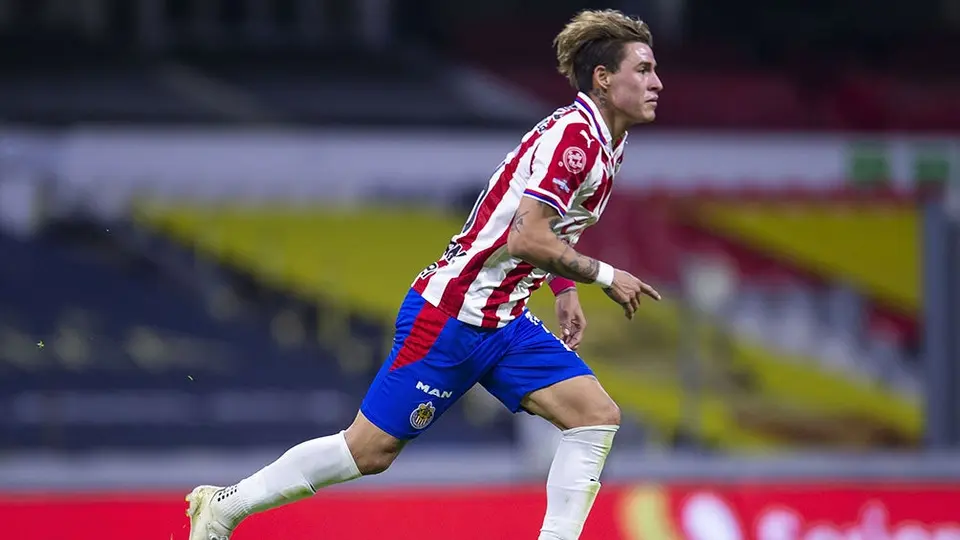 Chivas: ¿Qué causó la baja de Chicote Calderón para el partido vs Rayados?