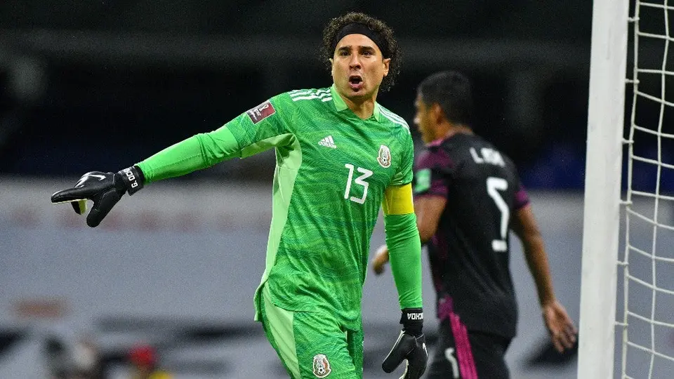 Memo Ochoa: 'El mensaje de la prensa es equivocado, la eliminatoria no se pasa caminando'