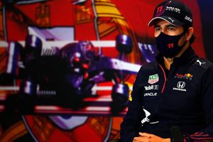 Checo Pérez: En los próximos días se definirán los pilotos de Red Bull para el próximo año