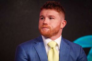 Canelo Álvarez sobre su labor social: 'Me siento bien ayudando a la gente'