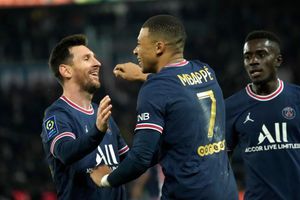 “Messi lo hace todo bien”: Kylian Mbappé se acaba en elogios ante el astro argentino