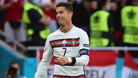 Cristiano Ronaldo: Coca-Cola tuvo pérdidas millonarias tras 'desprecio' de CR7
