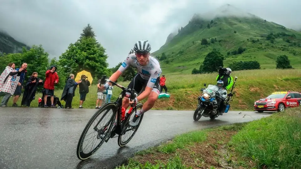 Tour de Francia: Tadej Pogacar, nuevo líder general tras conseguir el podio de la octava etapa