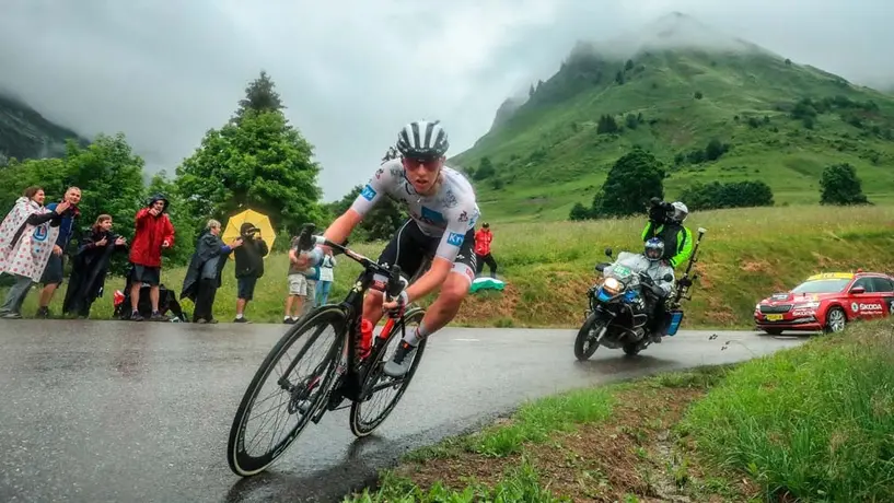 Tour de Francia: Tadej Pogacar, nuevo líder general tras conseguir el podio de la octava etapa