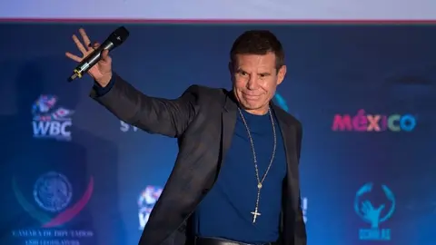 Julio César Chávez: Invitado de honor en concierto de Edith Márquez