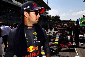Checo Pérez previo al GP de Qatar: 'Espero que aquí seamos mucho mas fuertes'