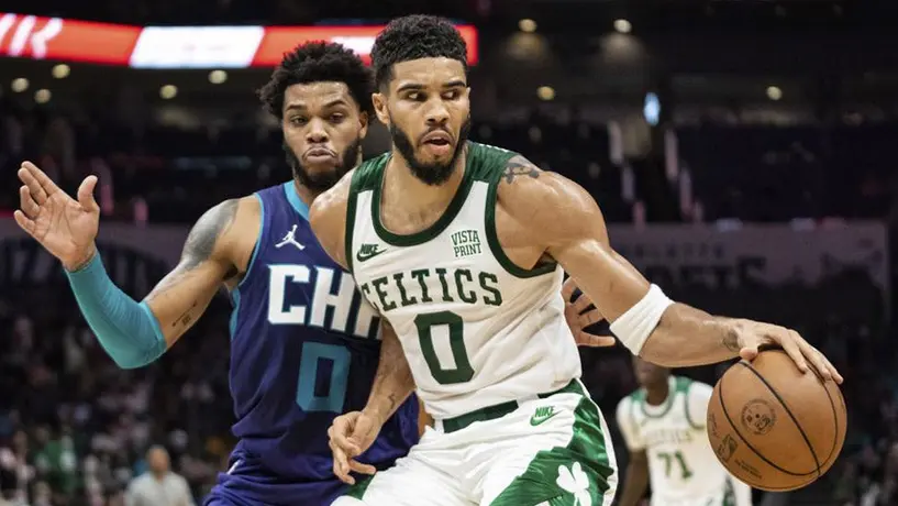 Celtics terminó con invicto de Hornets con brillante actuación de Jayson Tatum