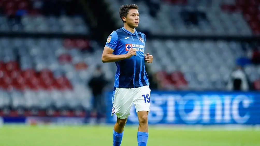 Rodrigo Huescas, en su debut con Cruz Azul | IMAGO7