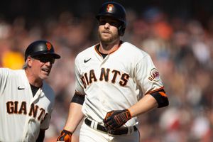 MLB: Giants ponen en suspenso el título del Oeste de la Nacional, tras caer ante Padres