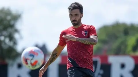 Video: Nacho Scocco se enojó con un amigo por 'meter mano' en su asado