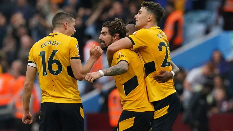 Raúl Jiménez: Wolves impartió curso básico de primeros auxilios a su plantilla