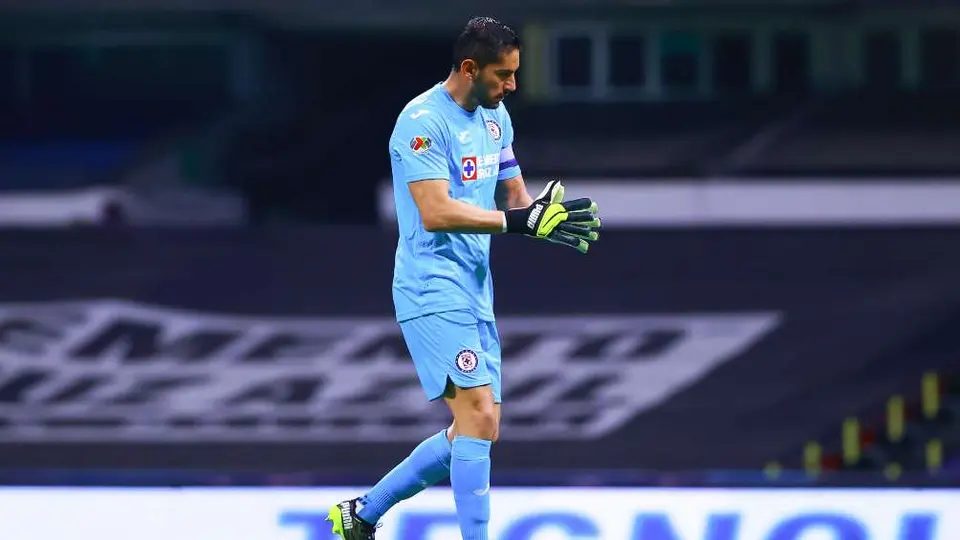 Jesús Corona: 'Sería bonito retirarme en Cruz Azul'