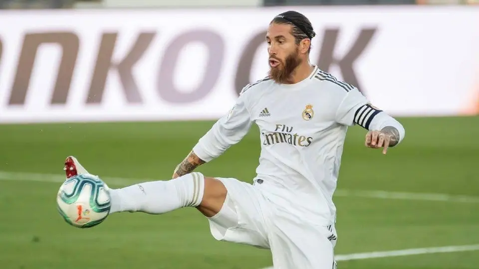 PSG: Sergio Ramos viajará el martes a Francia para realizar exámenes médicos