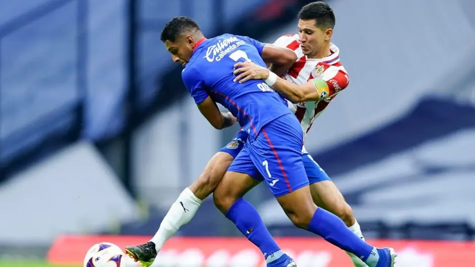 Cruz Azul: Luis Romo pide no caer en exceso de confianza para enfrentar a Chivas