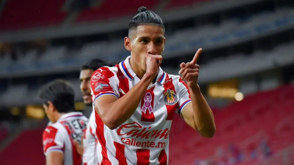 Chivas: Se burló del Atlas en 70 aniversario de su único título