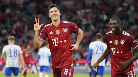 Bayern Munich: Lewandowski marcó triplete en la goleada ante el Hertha Berlín