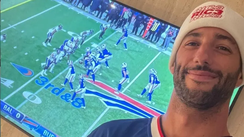 Daniel Ricciardo quiere tirarse sobre una mesa a lo 'Bills Mafia'