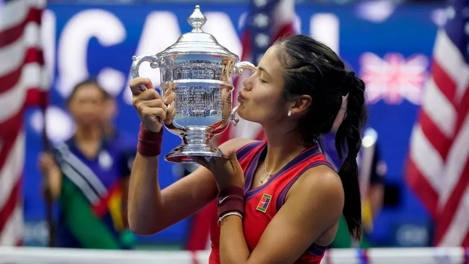 US Open: Emma Raducanu frenó a Leylah Fernández en la Final del Grand Slam