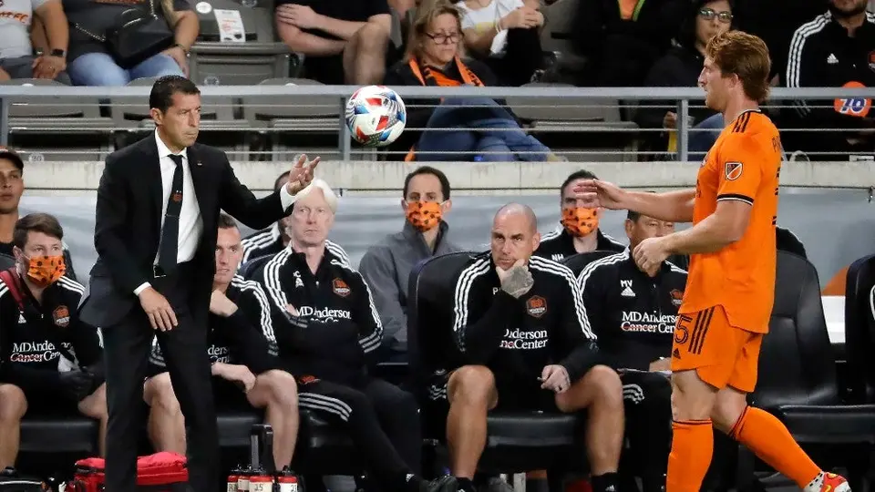 DT de Houston Dynamo: 'México se ha equivocado en hacer tantos partidos en EE.UU.'