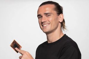 Konami: Terminó contrato de Griezmann como embajador de Yu-Gi-Oh! por polémico video