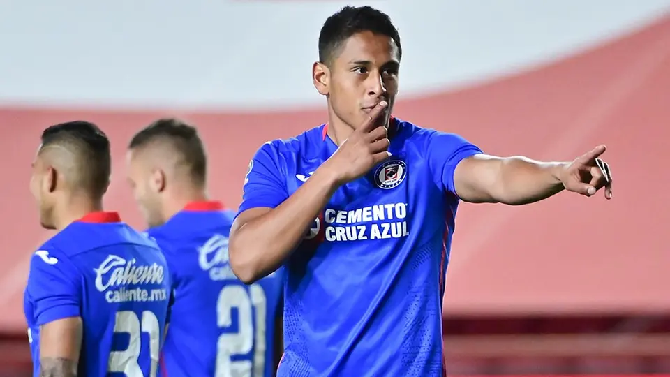 Luis Romo sobre Cruz Azul: 'Estoy en el mejor club de México, el que tiene mi corazón'