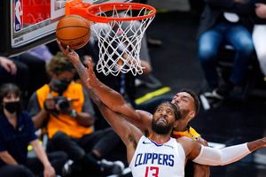 Playoffs NBA: Clippers sorprendió al Jazz de visitante sin Kawhi Leonard