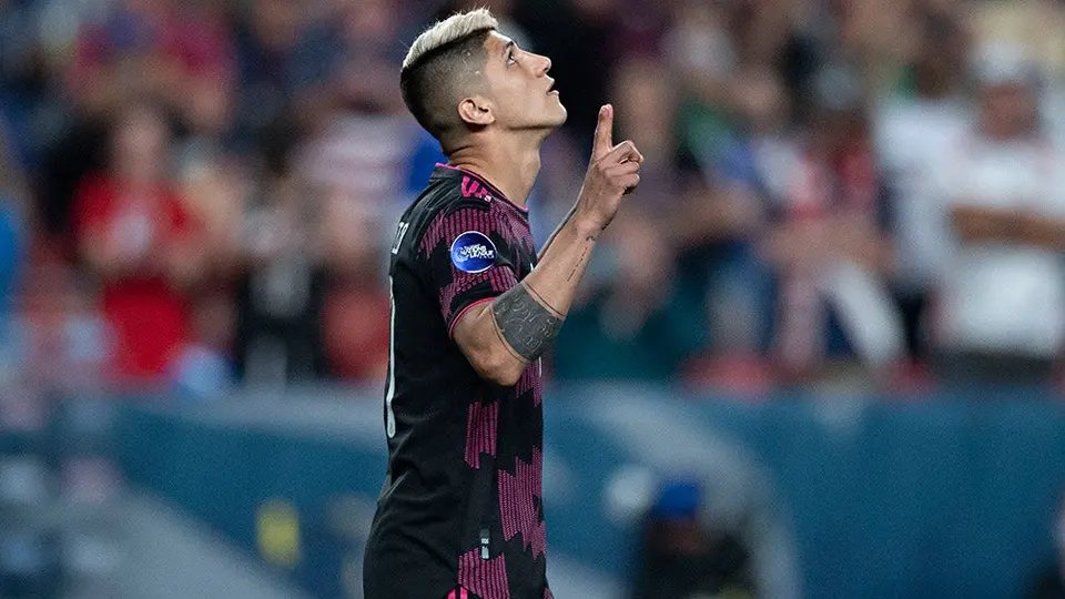 Selección Mexicana: Alan Pulido, único '9' nominal que queda en Tri mayor