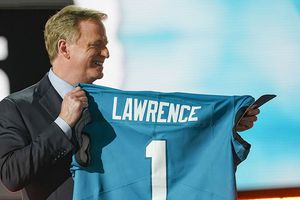 Jacksonville reclutó a Trevor Lawrence, QB de Clemson, como primera selección del Draft