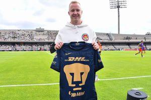 Pumas: Piloto de Fórmula Uno, Nikita Mazepin, visitó el Olímpico Universitario